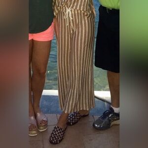 Burnt orange + cream white pants